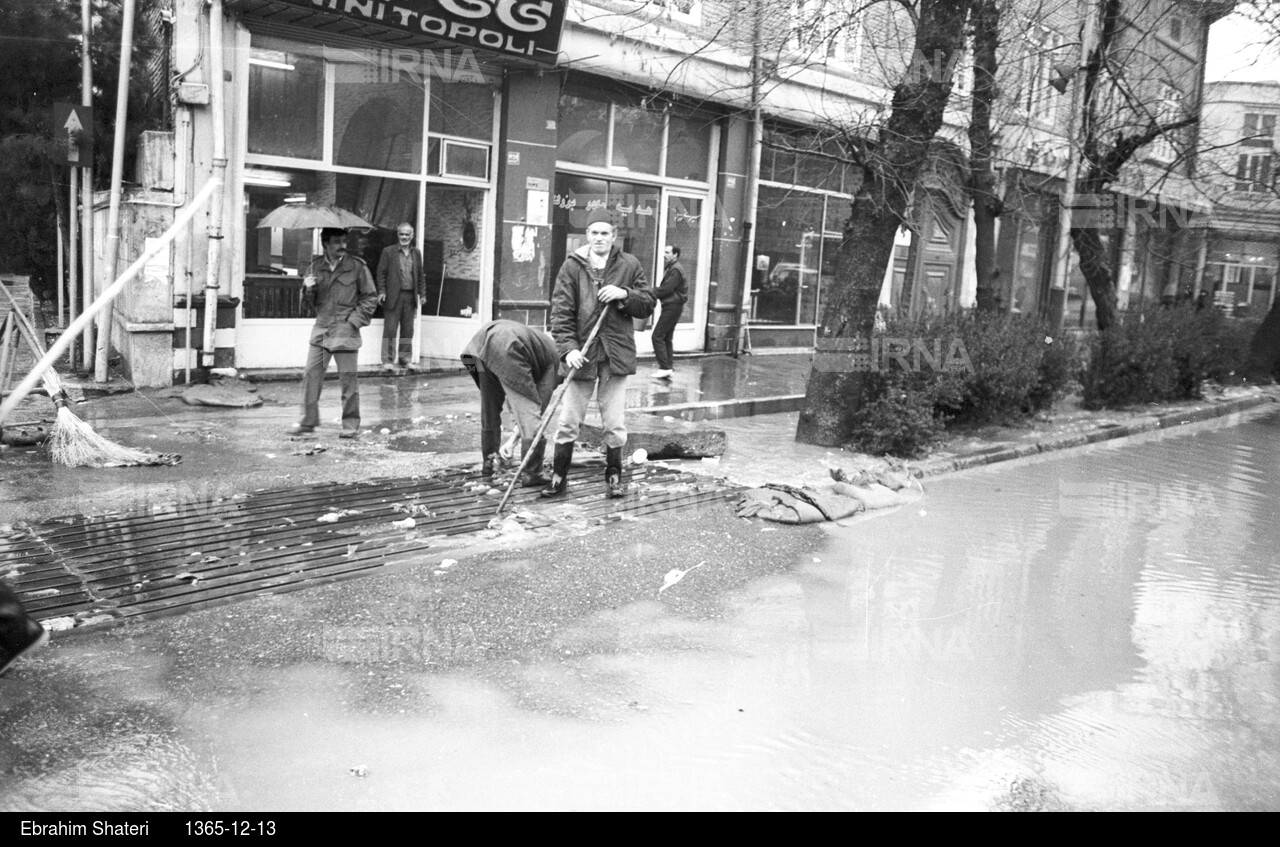 سیل در خیابان های تهران