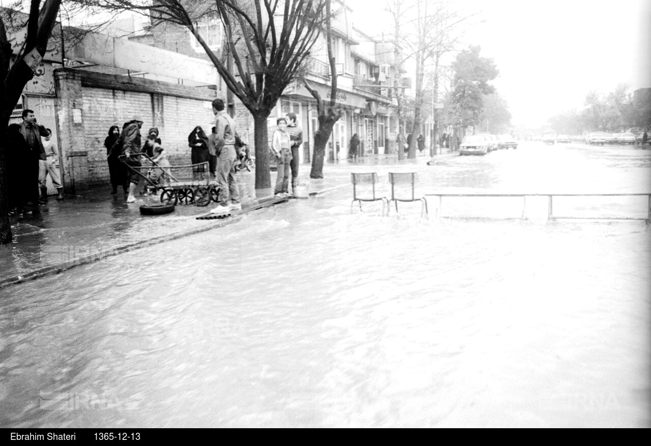 سیل در خیابان های تهران