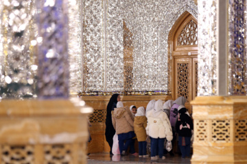 Iran : La « fête des anges » au sanctuaire de l'Imam Reza (P)