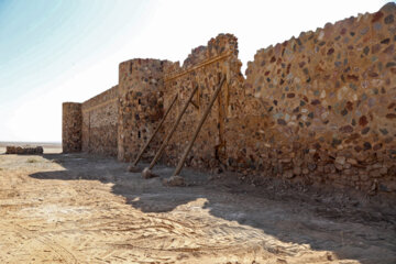 کاروانسرای تاریخی رباط قِلّی در خراسان شمالی ‎