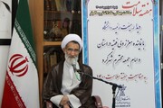 امام جمعه شهرکرد:تلاش کادر درمان یادآور حماسه‌آفرینی‌های دفاع مقدس است