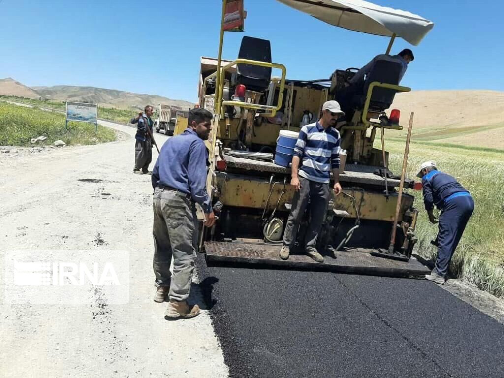 30 کیلومتر جاده روستایی در ارومیه آسفالت شد