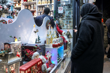 Ambiente navideño en Teherán