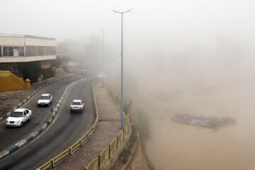 Iran’s Ahvaz in fog