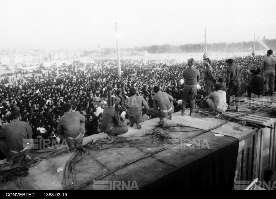 وداع مردم با بنیانگذار انقلاب حضرت امام خمینی(ره) در مصلای بزرگ تهران