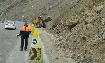 جاده هراز از  منطقه مشا در استان تهران مسدود است