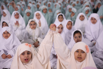 Iran : La « fête des anges » au sanctuaire de l'Imam Reza (P)