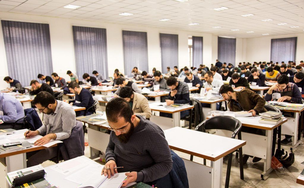 برگزاری آزمون ورود به حرفه مهندسی و معماران تجربی ساختمان با شرکت ۳۴۰۰ نفر در زنجان