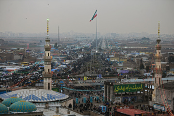 مسجد جمکران در شب ولادت حضرت قائم (عج)