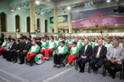 Treffen der Mitglieder der iranischen Delegationen bei den Olympischen und Paralympischen Spielen 2024 in Paris mit Ayatollah Khamenei