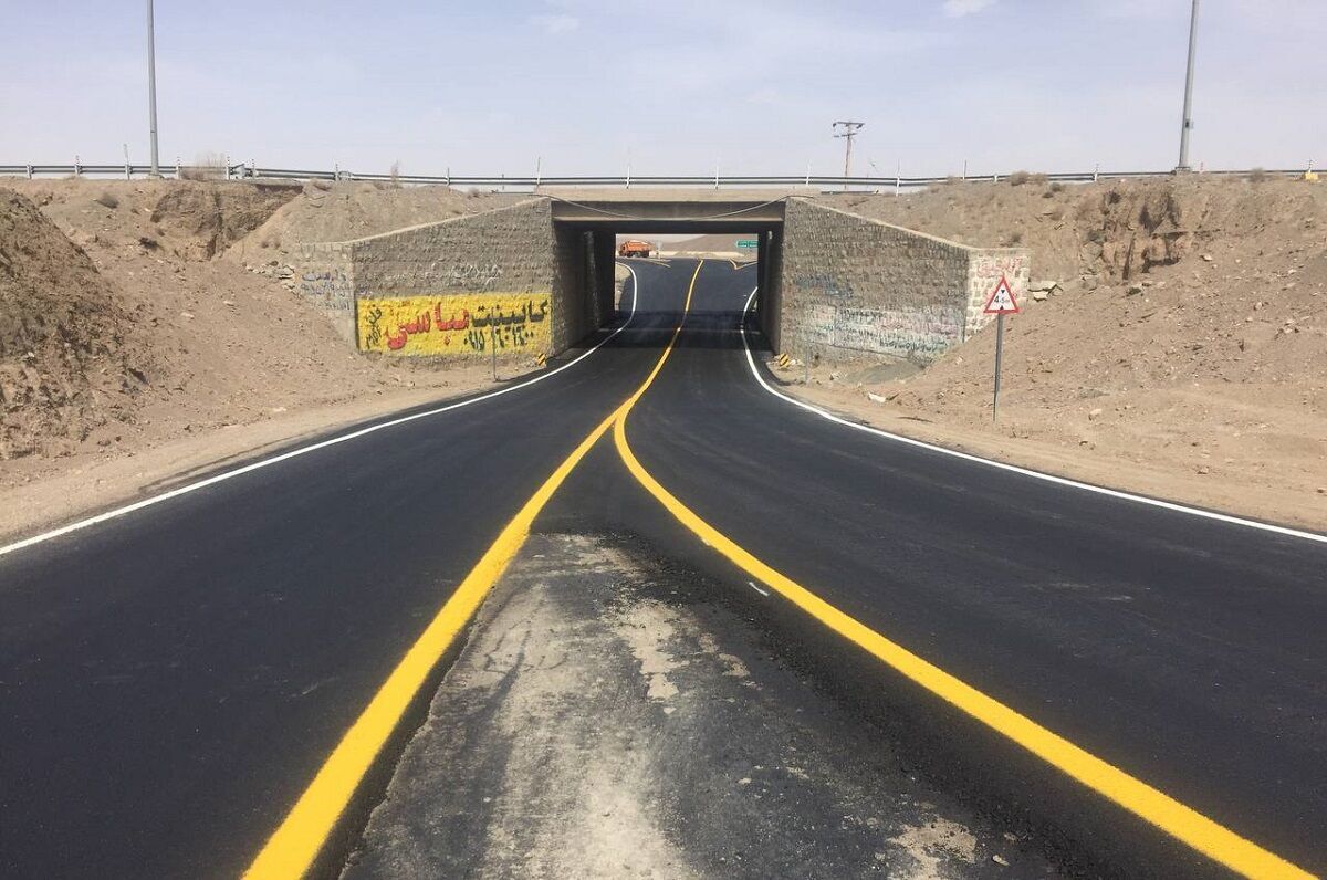 فرماندار: جاده قاضی خان - بدره تیرماه به بهره برداری می رسد