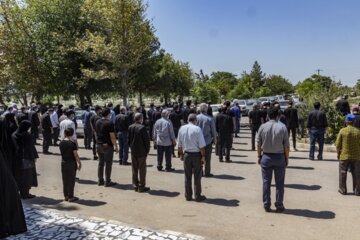 اجتماع اقوام و خویشاوندان کرونایی در قبرستانی در گلستان