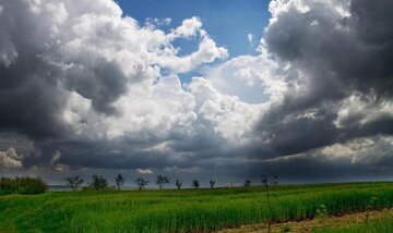 کارشناس هواشناسی : افزایش ابر و رگبار و رعد و برق در قزوین پیش بینی می‌شود