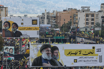 En images : les temps forts des funérailles des martyrs Nasrallah et Safieddine