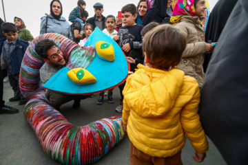 بیست‌و‌نهمین جشنواره بین‌المللی تئاتر کودک و نوجوان