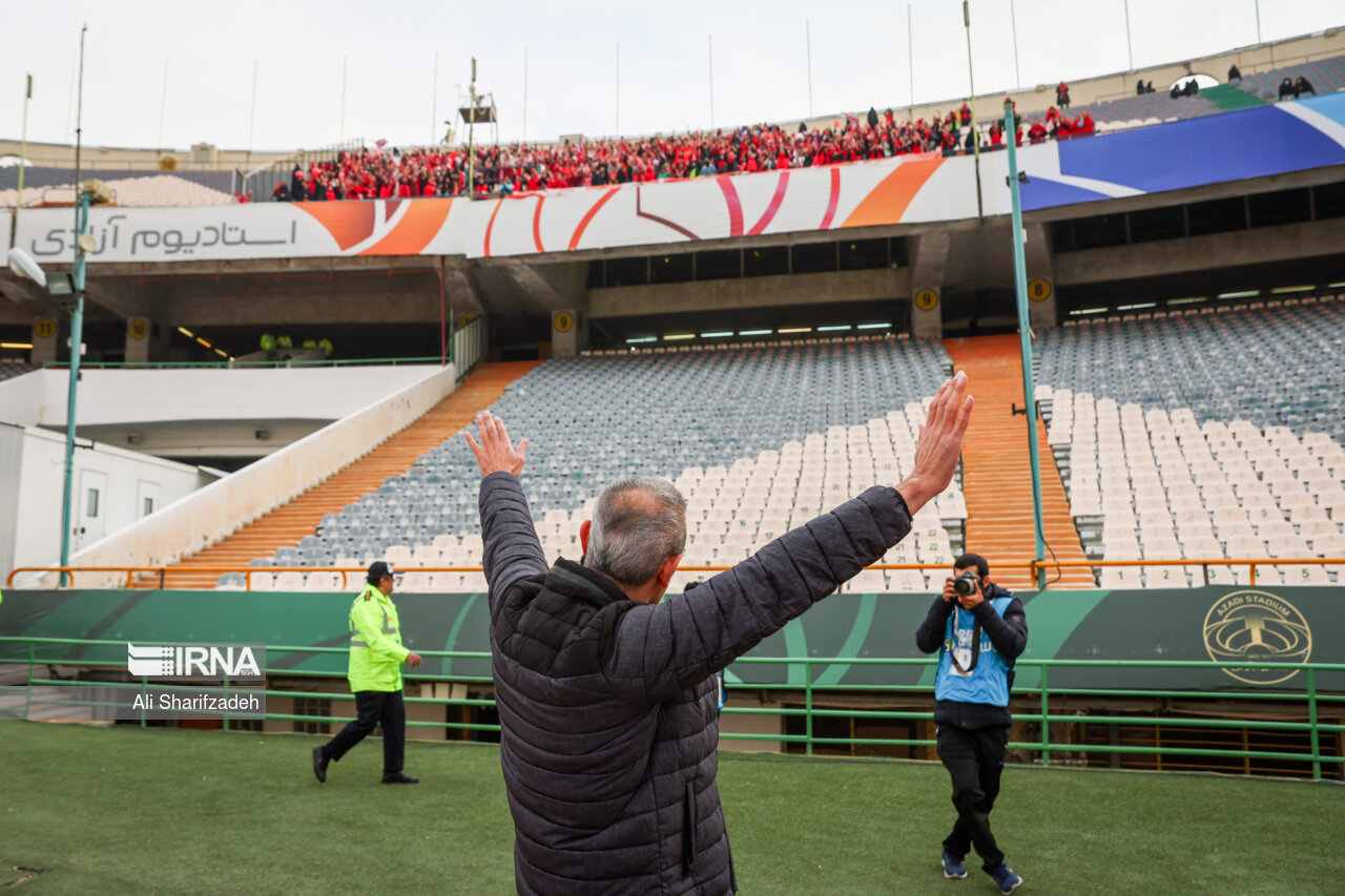 لیگ برتر فوتبال- پرسپولیس و هوادار