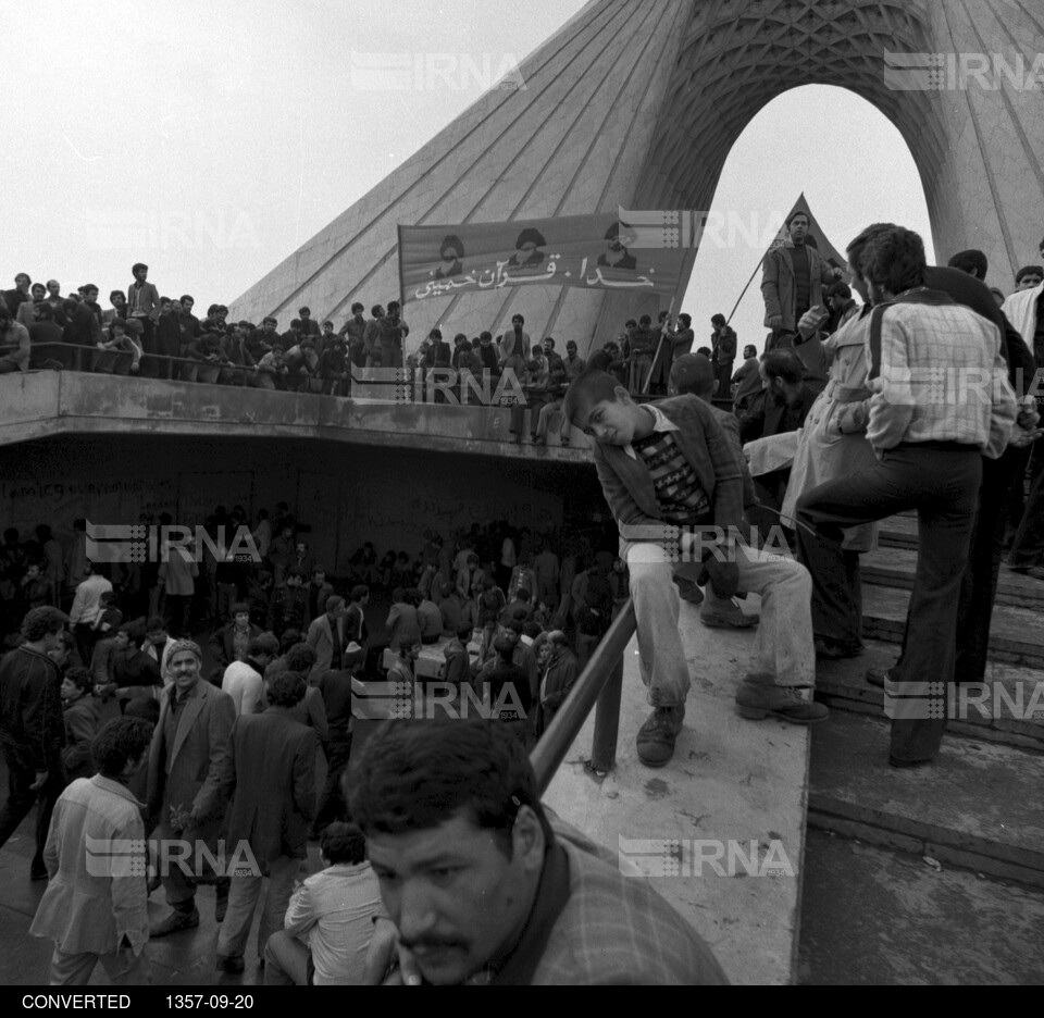 راهپیمایی مردم تهران در روز عاشورا سال 1357