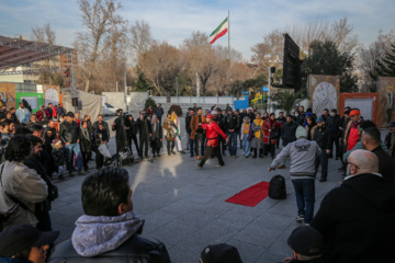 اجراهای خیابانی جشنواره تئاتر فجر- روز سوم