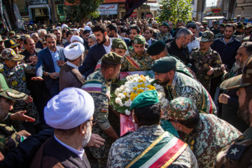 Kermanşahda şəhid Səccad Mənsurinin cənazəsinin müşayiət mərasimi
