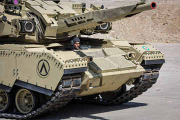 Iran unveils upgraded M60 tank