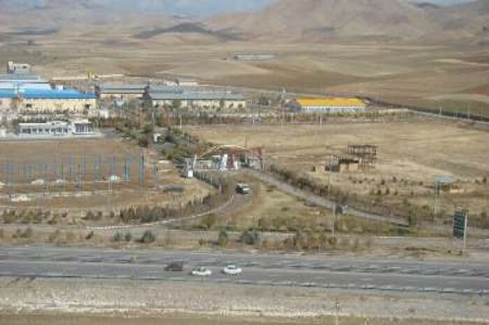 انتظار مردم استان اردبیل برای فعال شدن مناطق آزاد و ویژه اقتصادی 