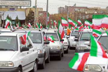 راهپیمایی خودرویی 22 بهمن در قم