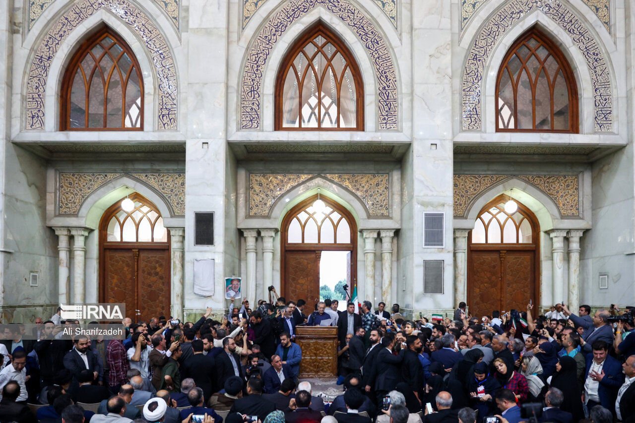 نشست رئیس جمهور منتخب با فعالان ستادی