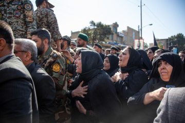 Funeral por el mártir Sayad Mansuri en Kermanshah