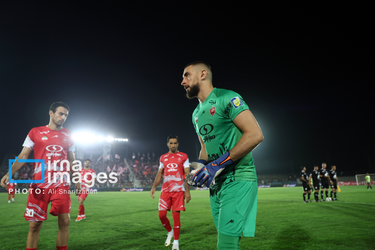 لیگ برتر فوتبال - پرسپولیس و آلومینیوم اراک