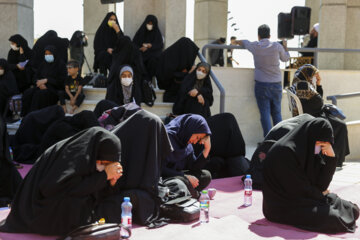 عزاداری جاماندگان اربعین حسینی در جوار شهدای گمنام دانشگاه شیراز