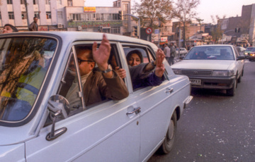 صعود تاریخی فوتبال  ایران به جام جهانی هشتم آذر ۷۶ ؛ از ملبورن تا خیابان های پرشور ایران 