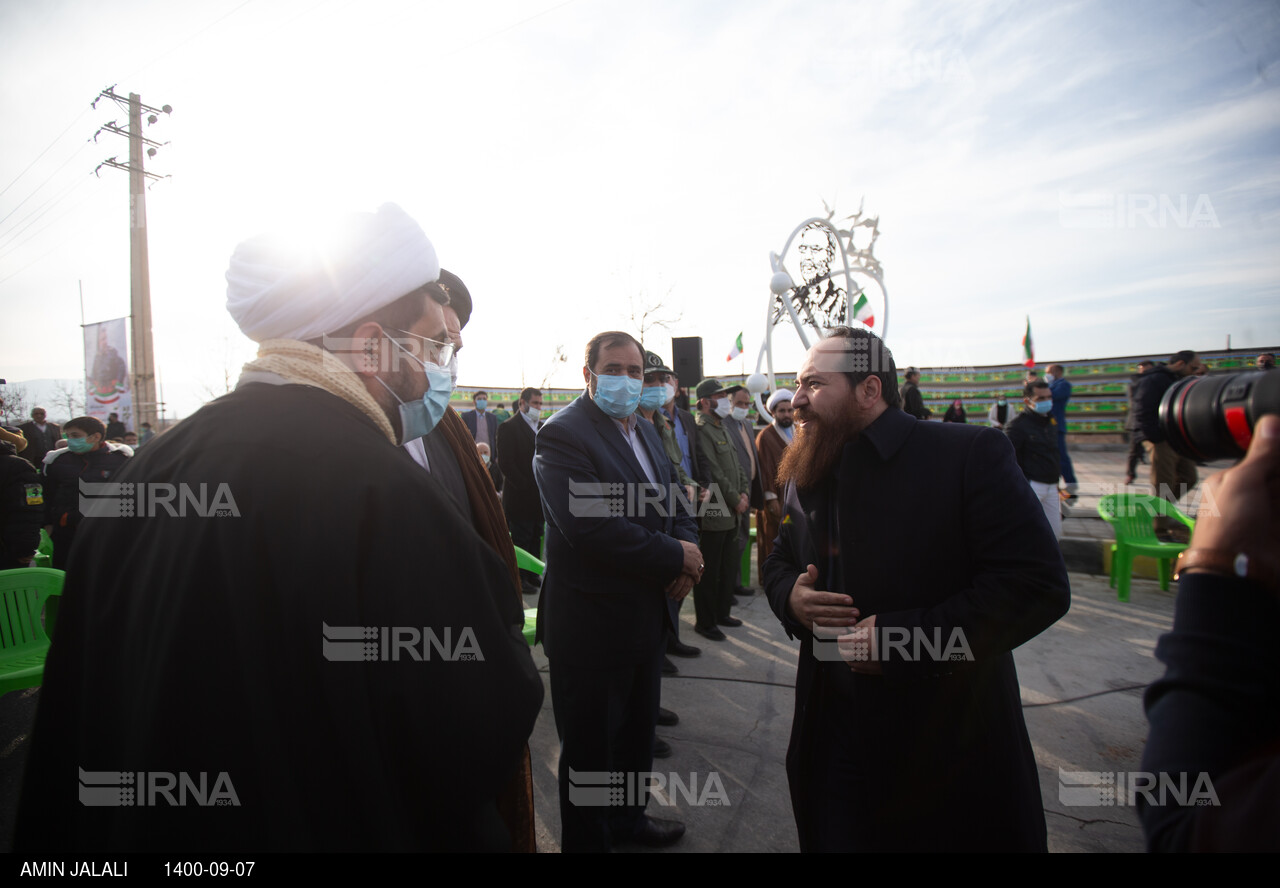 رونمایی از یادمان شهید فخری زاده