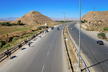 کاروان سوارکاران بجنورد در راه مشهد الرضا(ع)