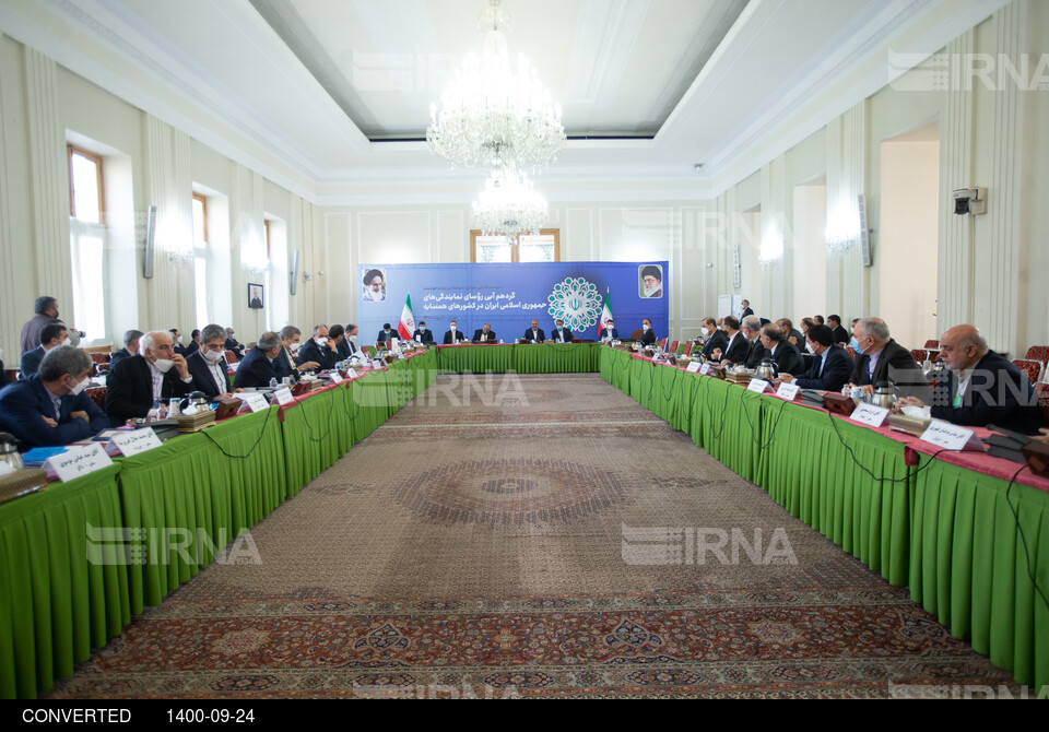 آخرین روز گردهمایی رؤسای نمایندگی‌های جمهوری اسلامی ایران در کشورهای همسایه