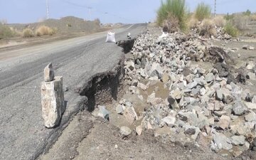 بارندگی به ۳۵۸ کیلومتر کیلومتر راه در جنوب سیستان و بلوچستان خسارت زد