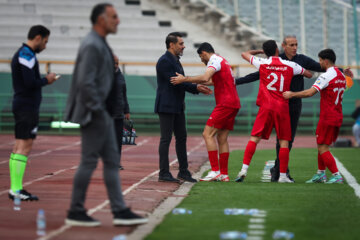 لیگ برتر فوتبال- پرسپولیس و هوادار