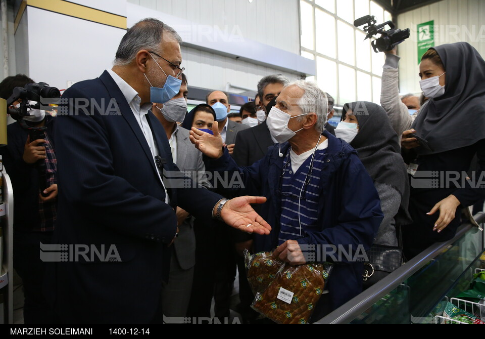 بازدید شهردار تهران از بازار میوه تره بار جلال آل احمد