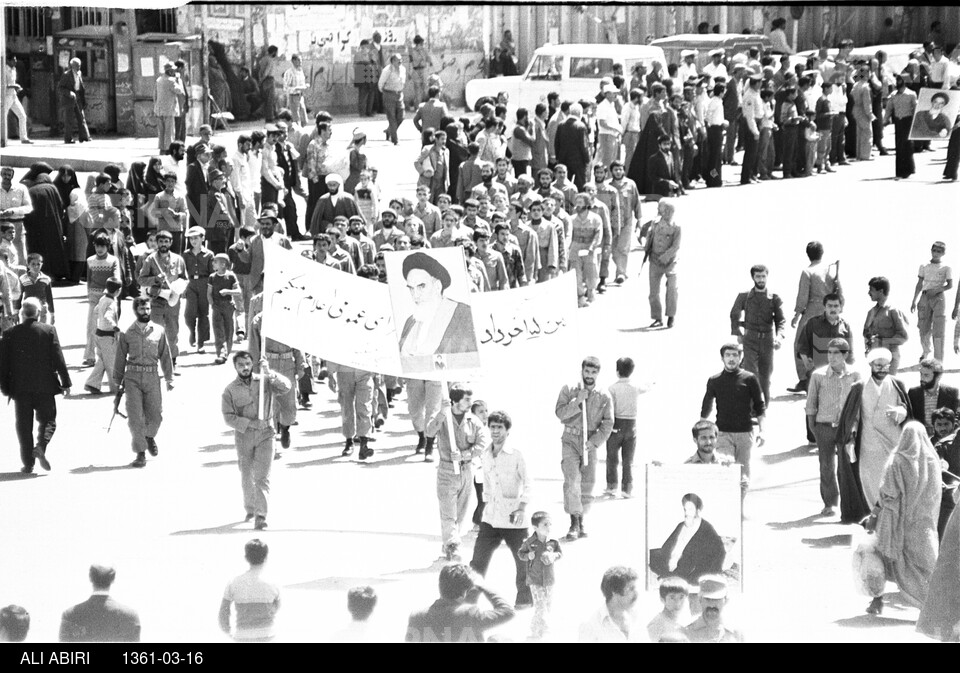 راهپیمایی به مناسبت سالگرد قیام ۱۵ خرداد ۴۲ در همدان