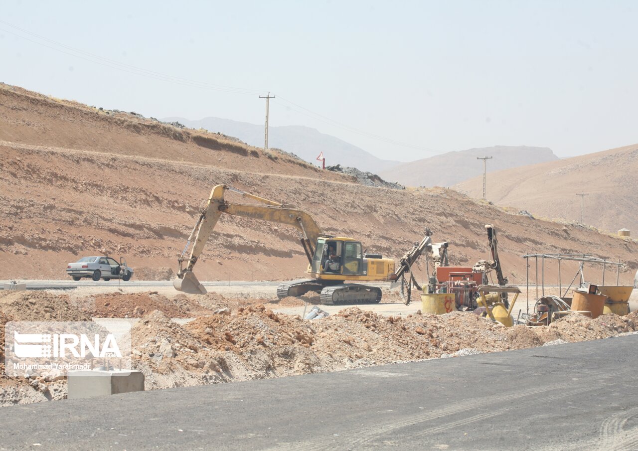 نوید افتتاح ۶ قطعه ابتدایی آزادراه شیراز – اصفهان در سال ۱۴۰۱