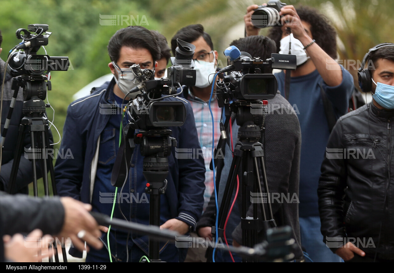 مصاحبه اعضای هیات دولت با خبرنگاران