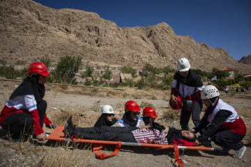 Iran: manœuvres de sauvetage à Semnan au centre