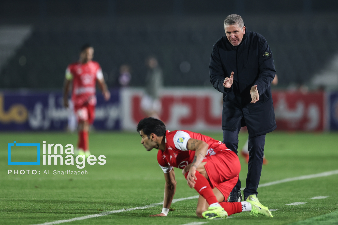 لیگ برتر فوتبال - پرسپولیس و نساجی