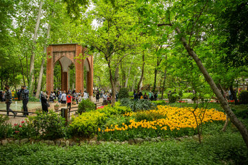 Fiesta de tulipanes en el Jardín Iraní