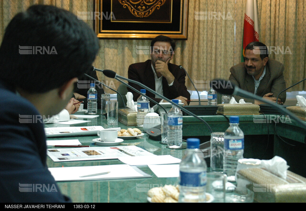 دیدار نخبگان با وزیر فرهنگ و ارشاد اسلامی