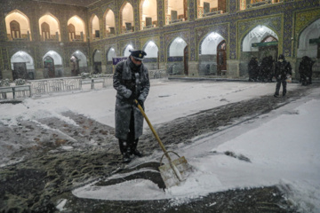 بارش پائیزی برف در مشهد