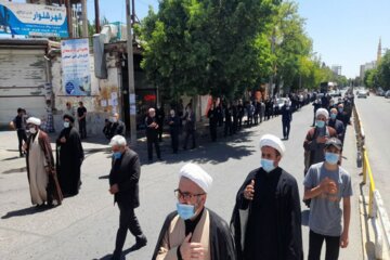 عزاداری مردم ولایی میاندوآب در سوگ رهبر کبیر انقلاب