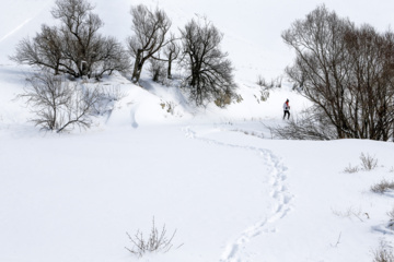 La beauté de la nature hivernale dans le village de Chibli, au nord-ouest du pays