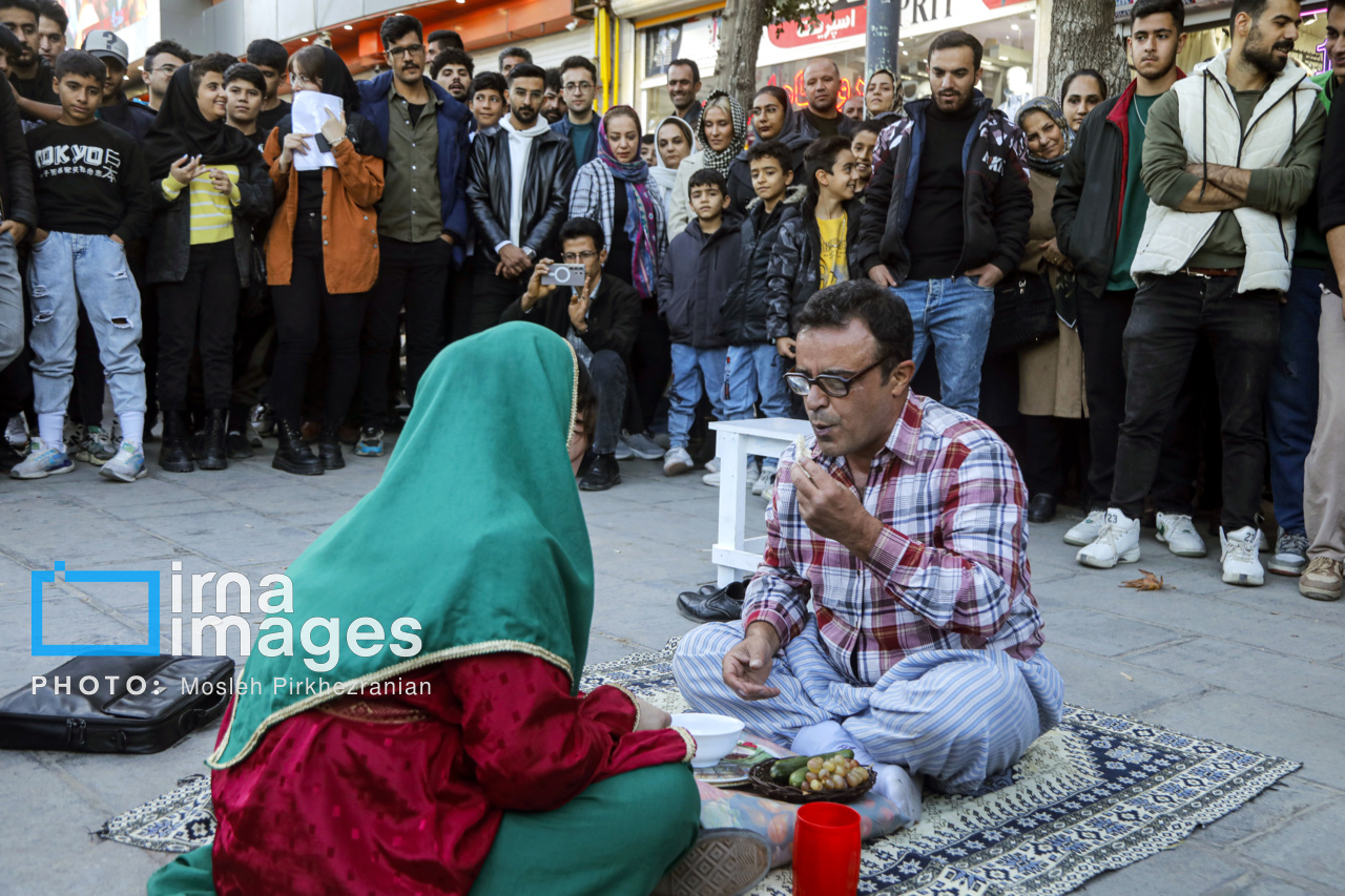 جشنواره تئاتر خیابانی کردستان