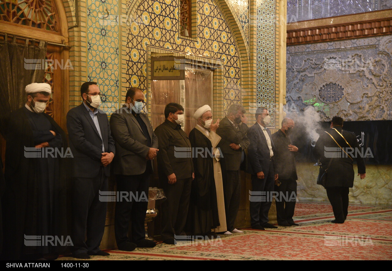 مراسم لاله گردانی شب شهادت احمد بن موسی (ع) در شیراز