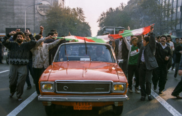 صعود تاریخی فوتبال  ایران به جام جهانی هشتم آذر ۷۶ ؛ از ملبورن تا خیابان های پور شور ایران 